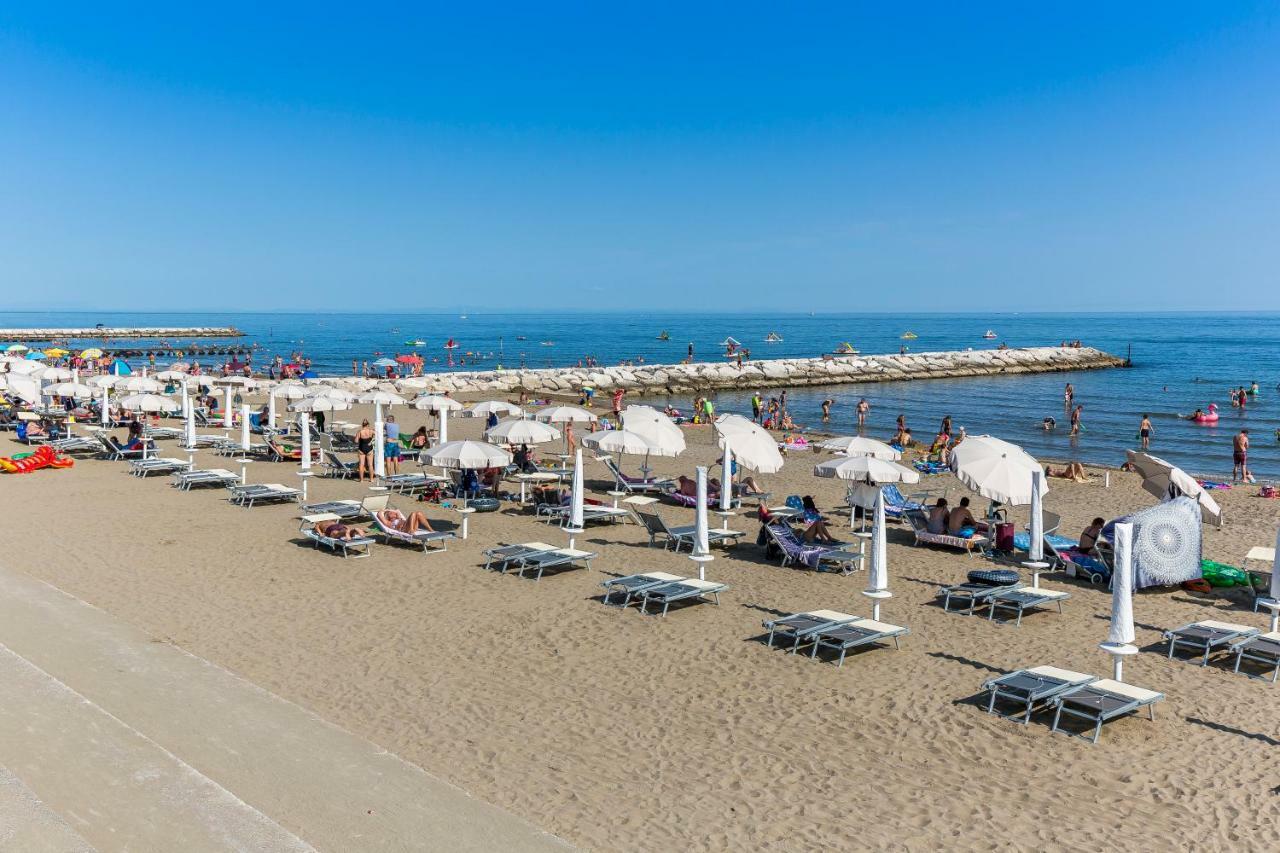 Appartement Farnie Lido Altanea à Caorle Extérieur photo